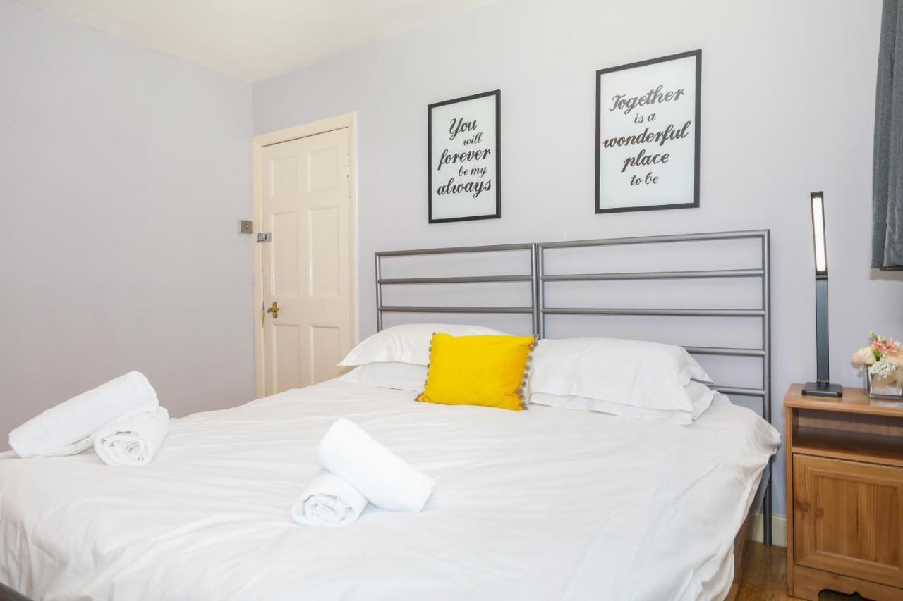 Beautiful 4 Bedroom Cottage - Ideal Location - Free Parking Edimburgo Exterior foto