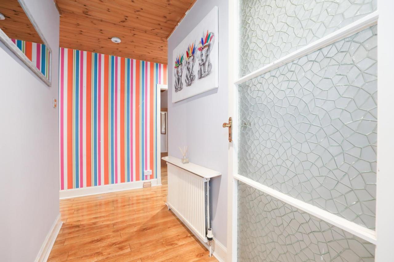 Beautiful 4 Bedroom Cottage - Ideal Location - Free Parking Edimburgo Exterior foto