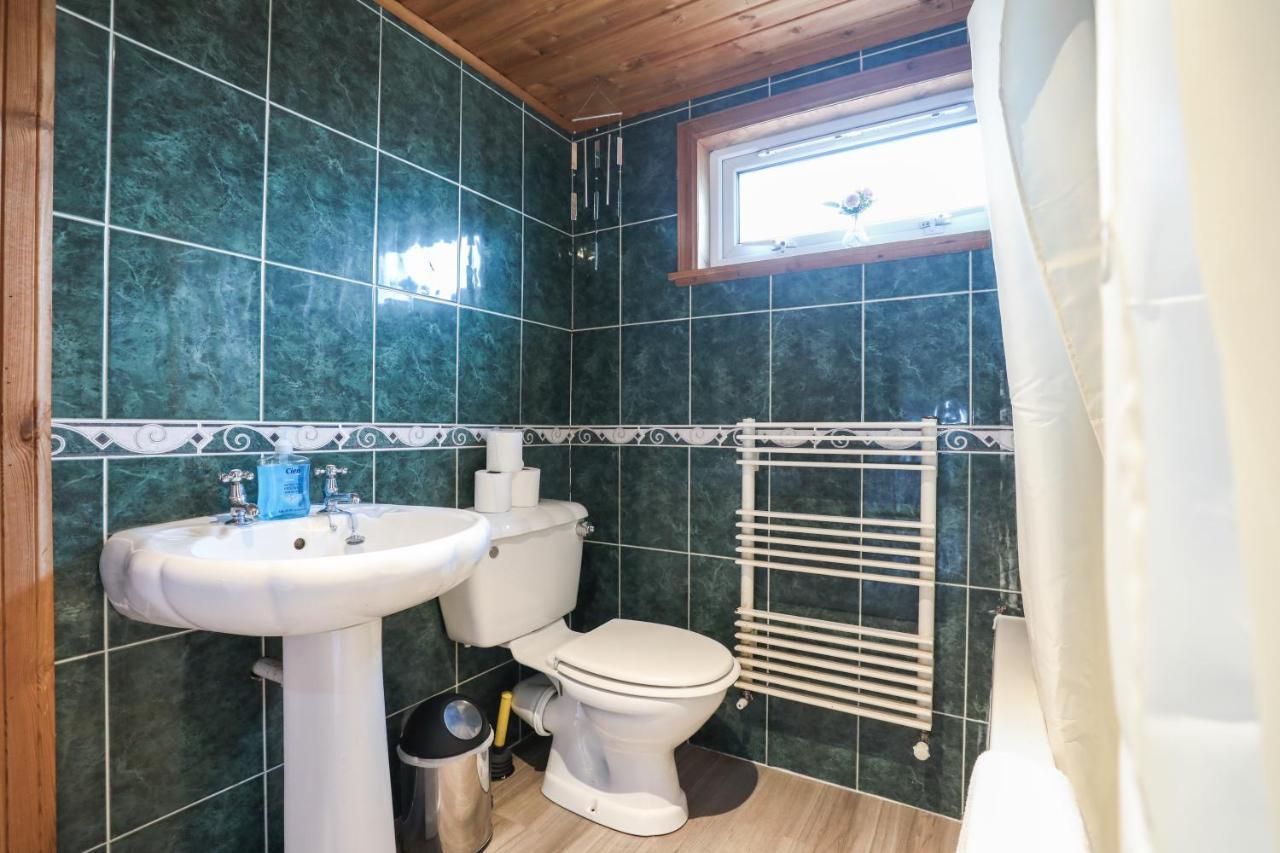 Beautiful 4 Bedroom Cottage - Ideal Location - Free Parking Edimburgo Exterior foto