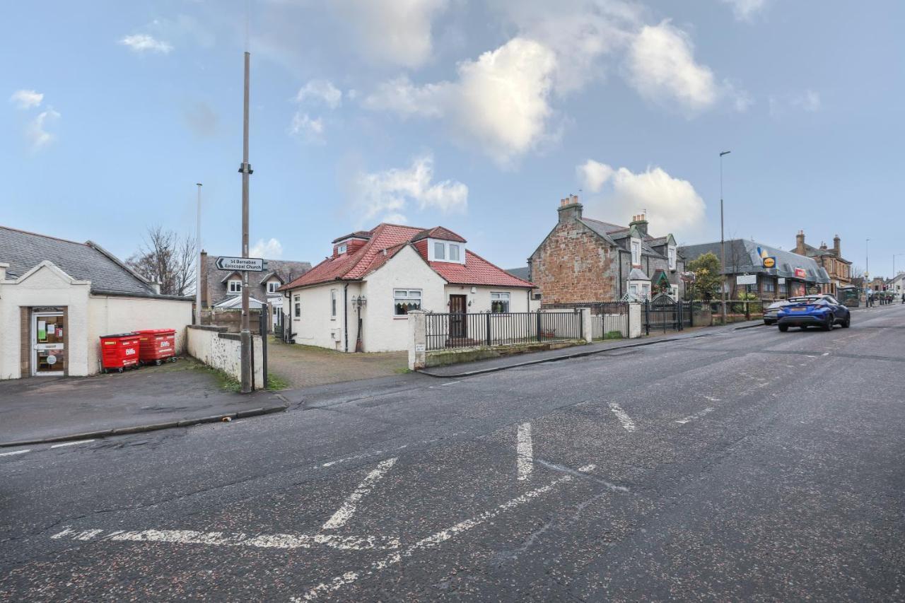 Beautiful 4 Bedroom Cottage - Ideal Location - Free Parking Edimburgo Exterior foto