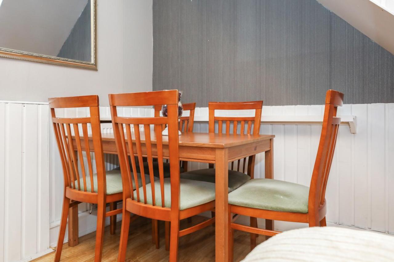 Beautiful 4 Bedroom Cottage - Ideal Location - Free Parking Edimburgo Exterior foto