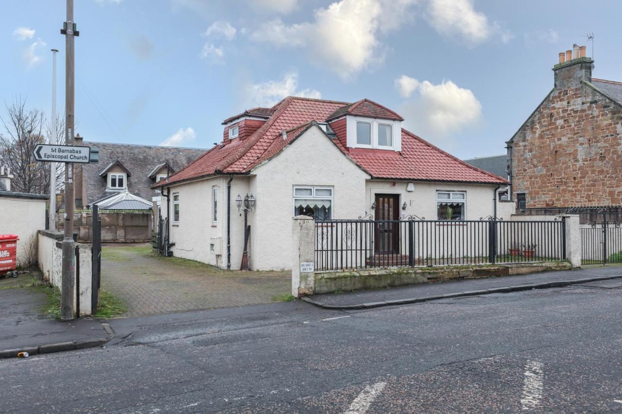 Beautiful 4 Bedroom Cottage - Ideal Location - Free Parking Edimburgo Exterior foto