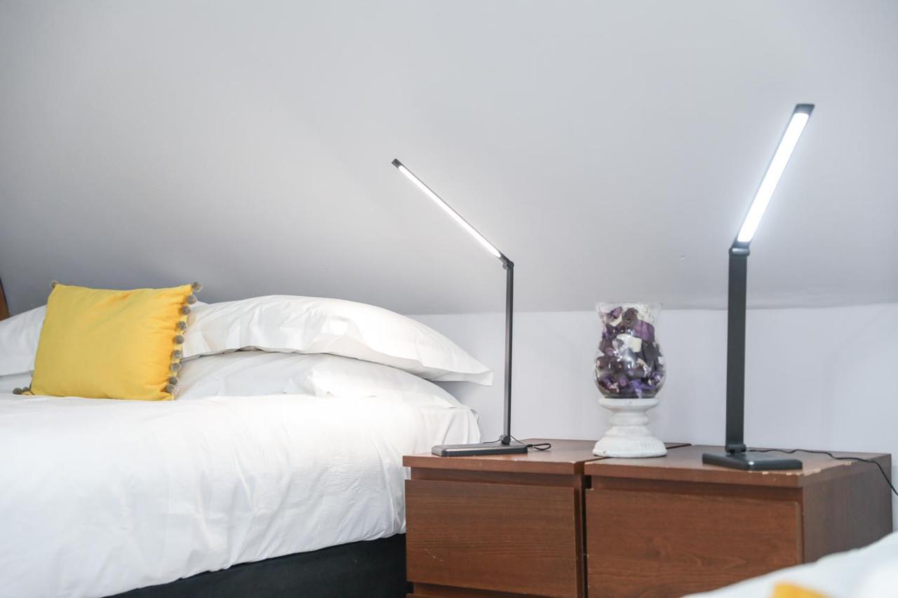 Beautiful 4 Bedroom Cottage - Ideal Location - Free Parking Edimburgo Exterior foto