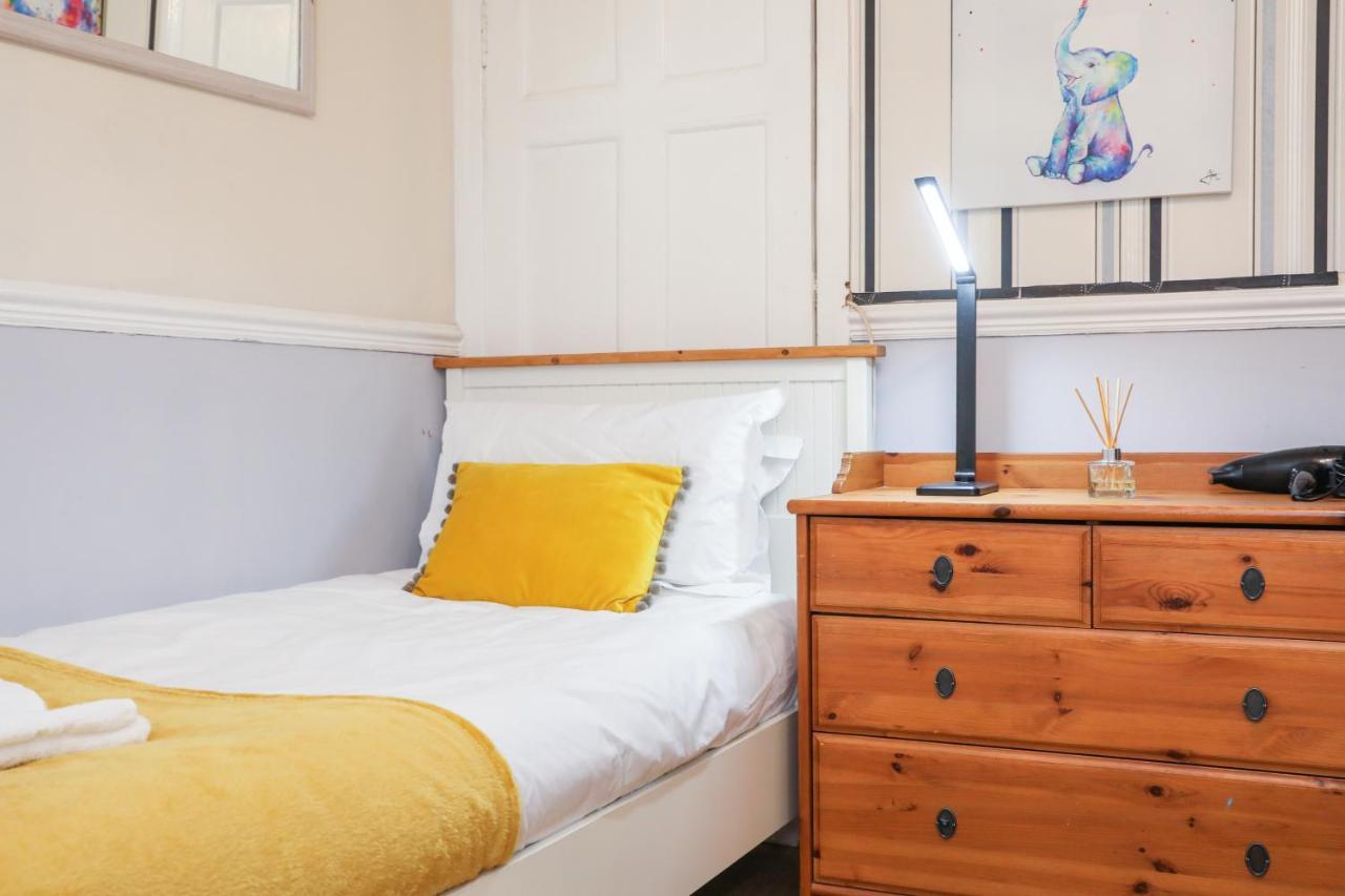 Beautiful 4 Bedroom Cottage - Ideal Location - Free Parking Edimburgo Exterior foto